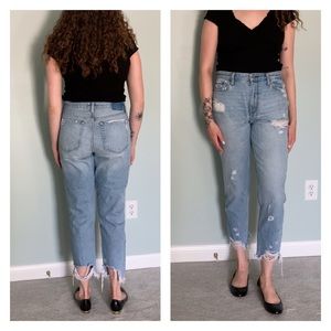 Abercrombie & Fitch A&F Mom Jean Size 30 / 10R